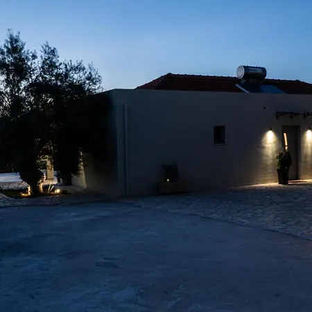 Kristi By Vintage Travel * Spartokhórion