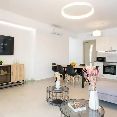 Kristi By Vintage Travel *